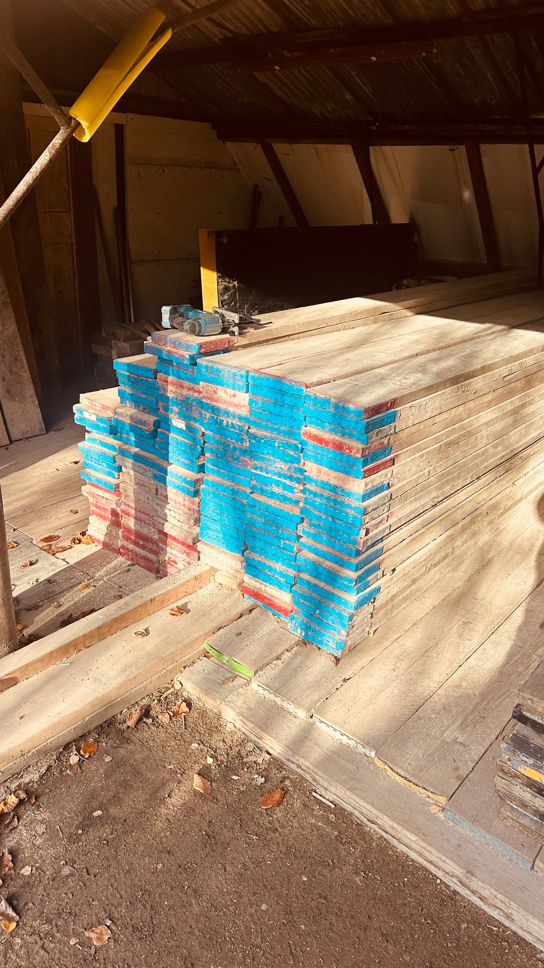 What Is Reclaimed Wood? A Complete Guide