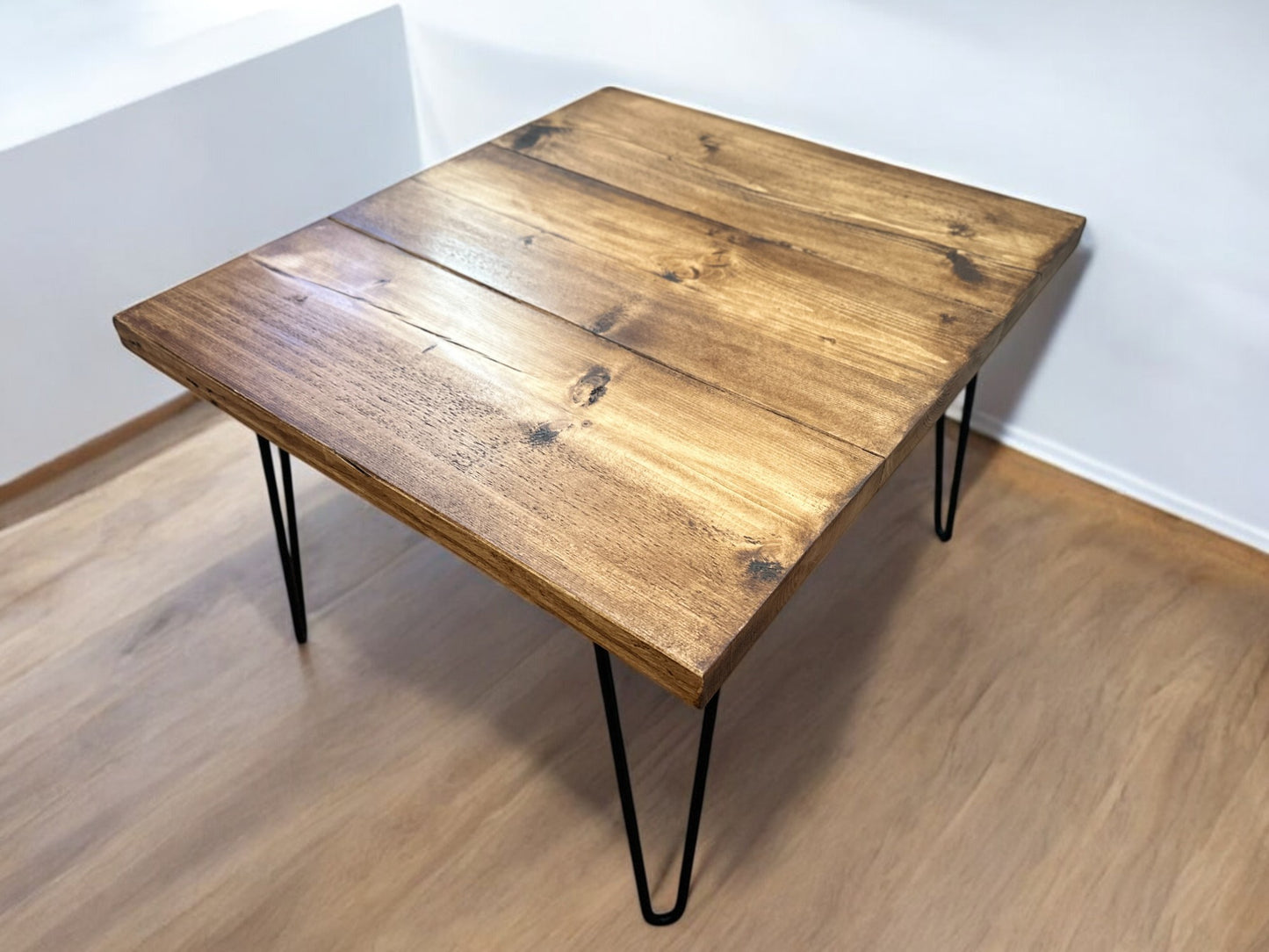 Handmade Scaffold Board Bistro Table Tops – Rustic Charm Meets Sustainable Craftsmanship