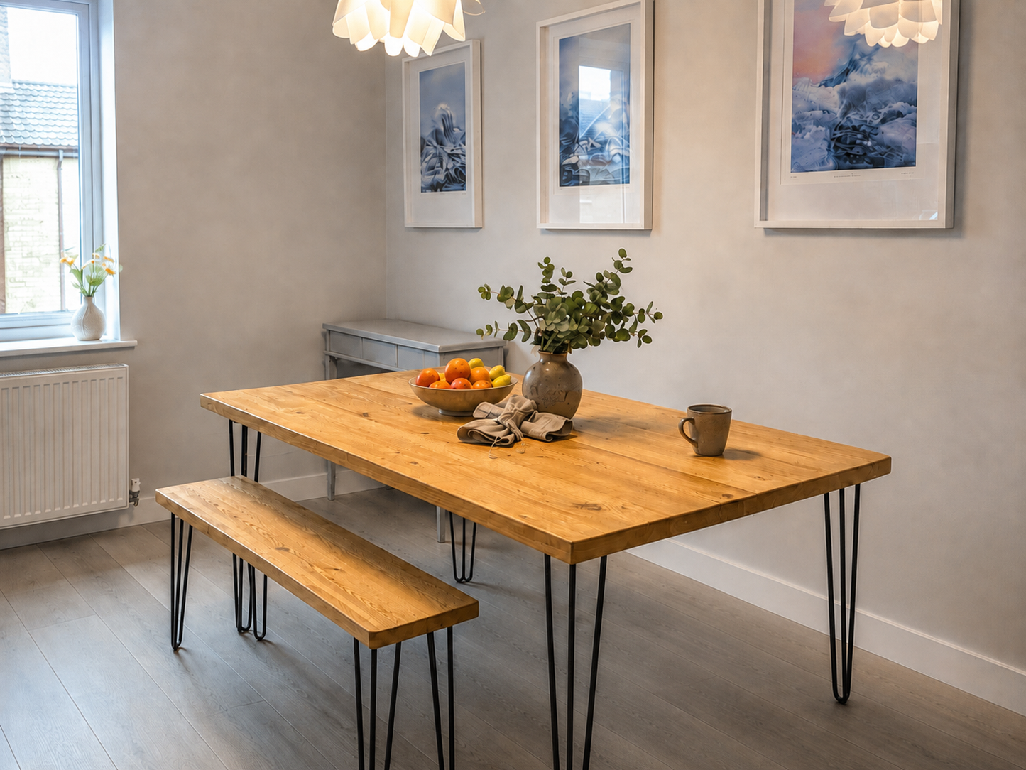 Table à manger en bois recyclé avec bancs – Fabriquée à la main pour cuisine et salle à manger